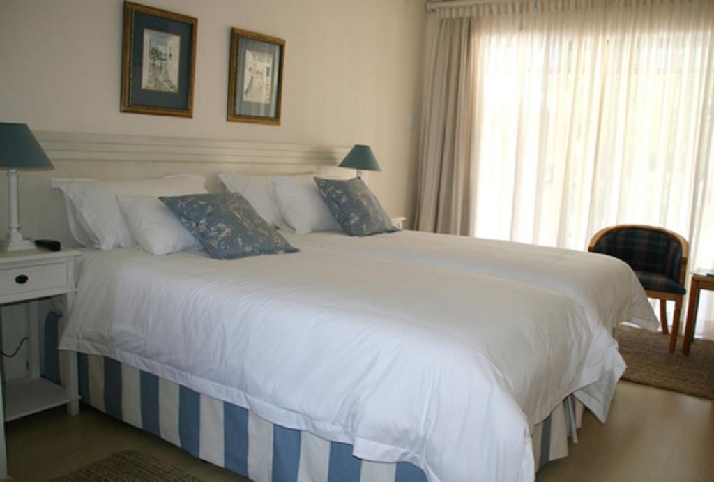 Majorca House Bed & Breakfast Somerset West Room photo